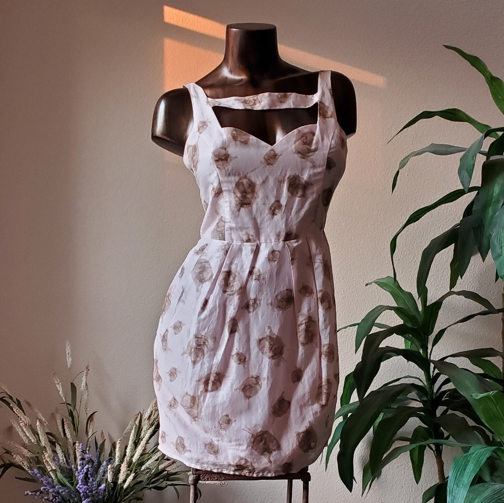 BB Dakota. Size 6. Pink/brown